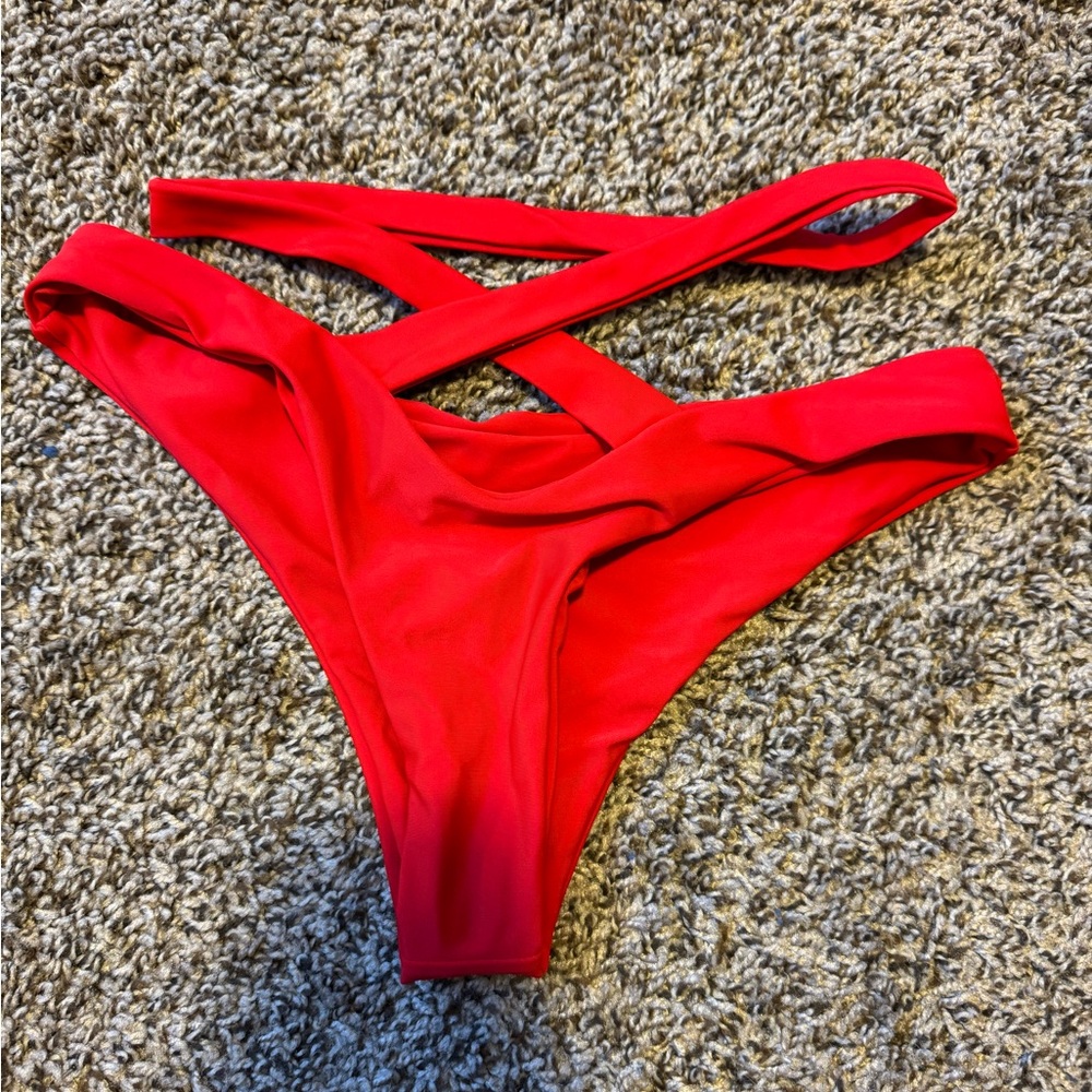 Red Bikini Set - Picture 5 of 6